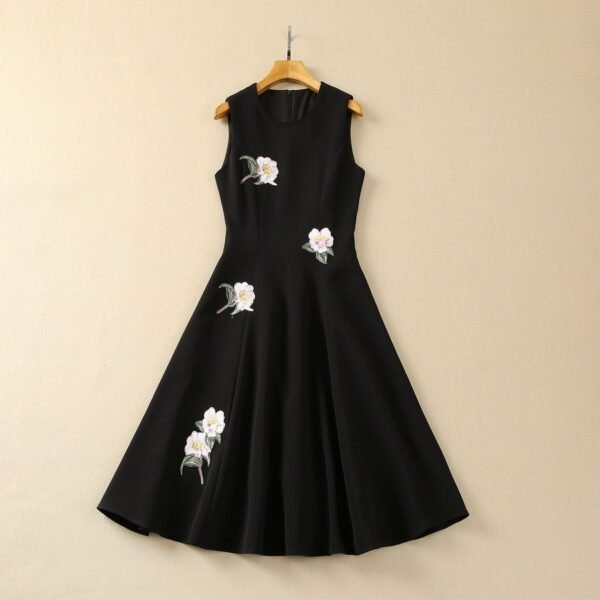 Floral Cinched Sleeveless Dress - Image 7